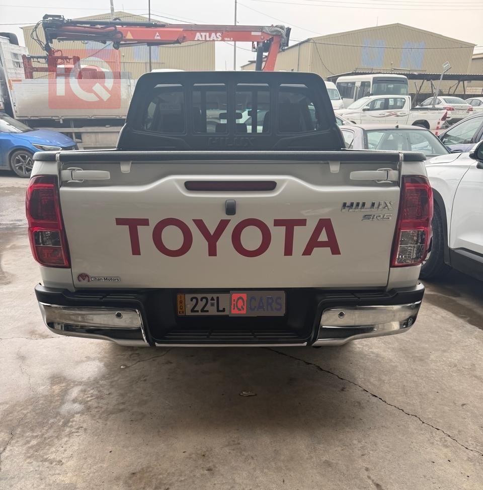 تويوتا هايلوكس